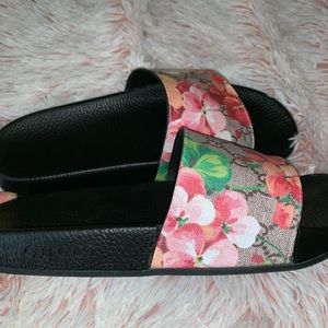Gucci slides